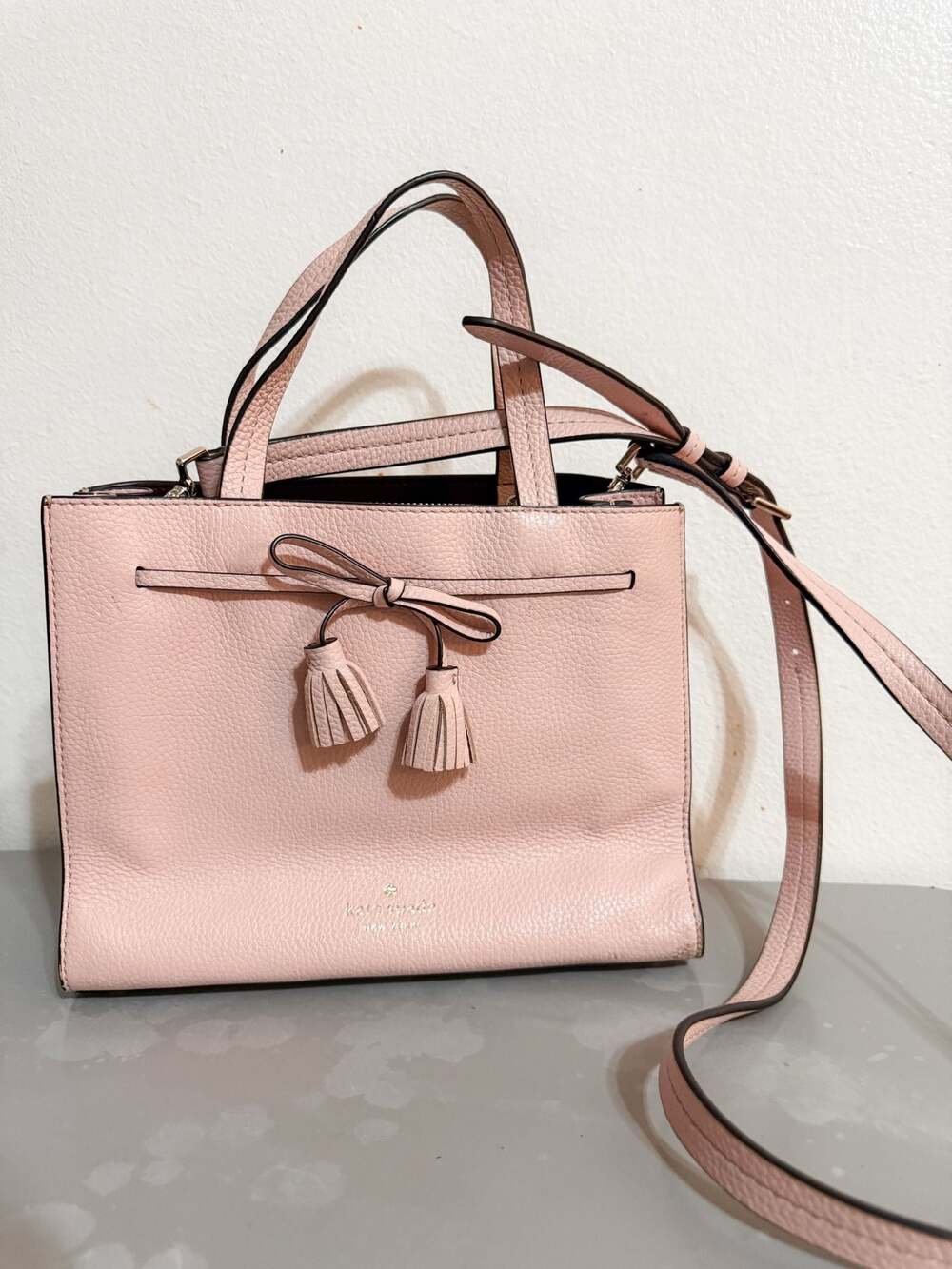 Kate Spade New York Hayes Street Small Sam Leather Satchel with Bow and Tassel E